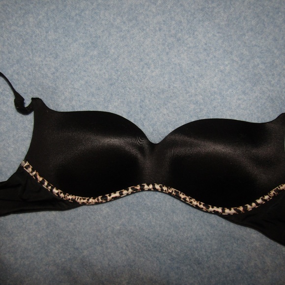 VS 32C Bra Bundle - Picture 6 of 10